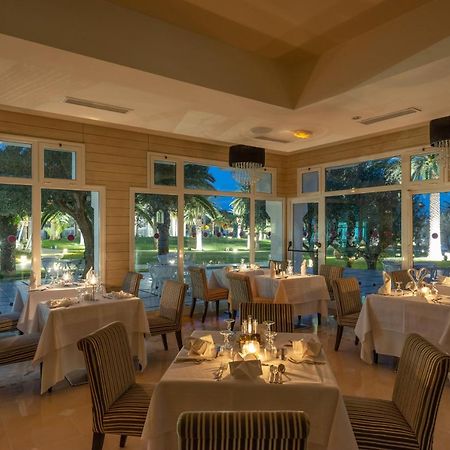 Hotel Jaz Tour Khalef Susa Esterno foto The dining room at the Boca Raton Resort