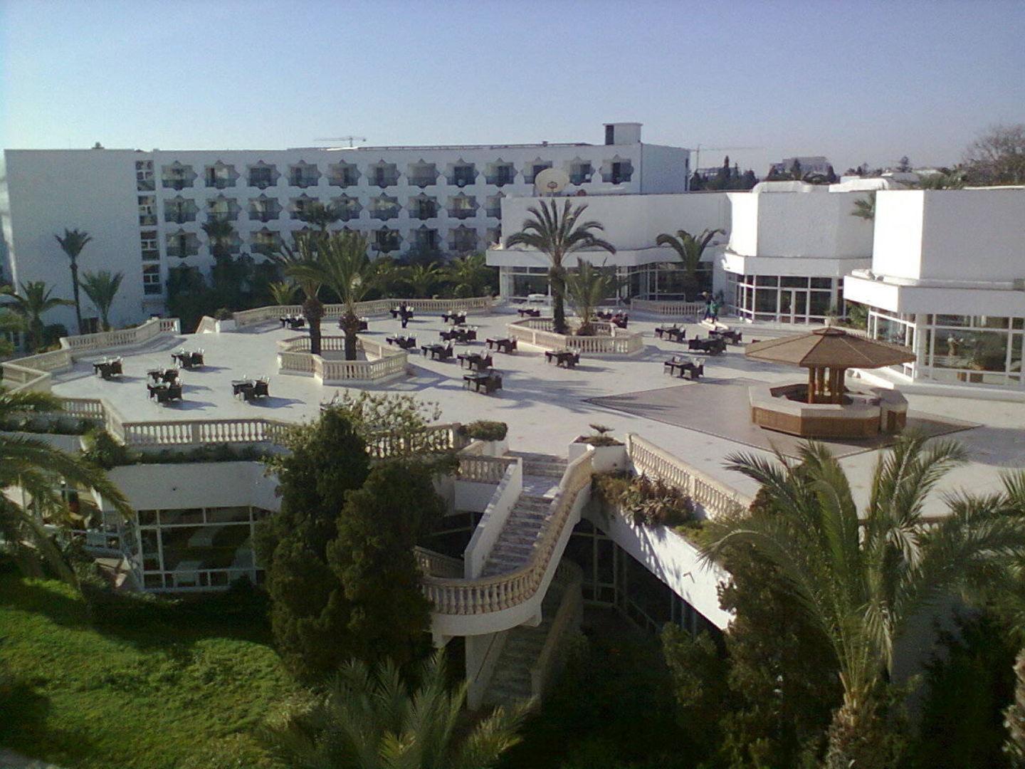 Hotel Jaz Tour Khalef Susa Esterno foto The campus of the University of La Paloma