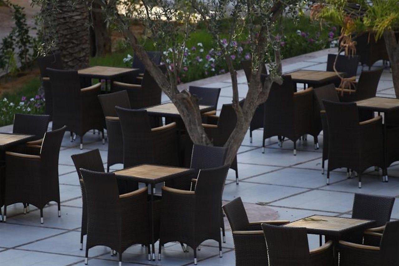 Hotel Jaz Tour Khalef Susa Esterno foto The terrace of the hotel