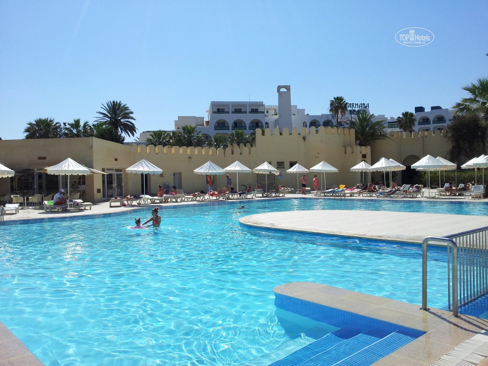 Hotel Jaz Tour Khalef Susa Esterno foto A swimming pool at a resort in Egypt