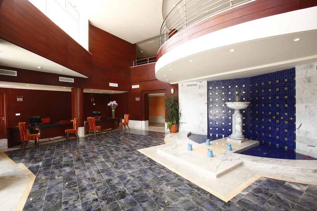 Hotel Jaz Tour Khalef Susa Esterno foto Lobby of the hotel